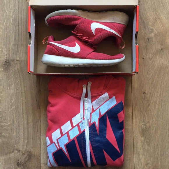 BUNDLE: Nike hoodie and shoes - Picture 1 of 1